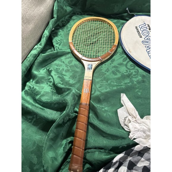 Chris Everett tennis racket Collectors Item with protective cover and Signed - Picture 4 of 7